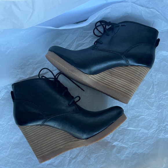 Lucky Brand Leather Boots - Picture 7 of 13